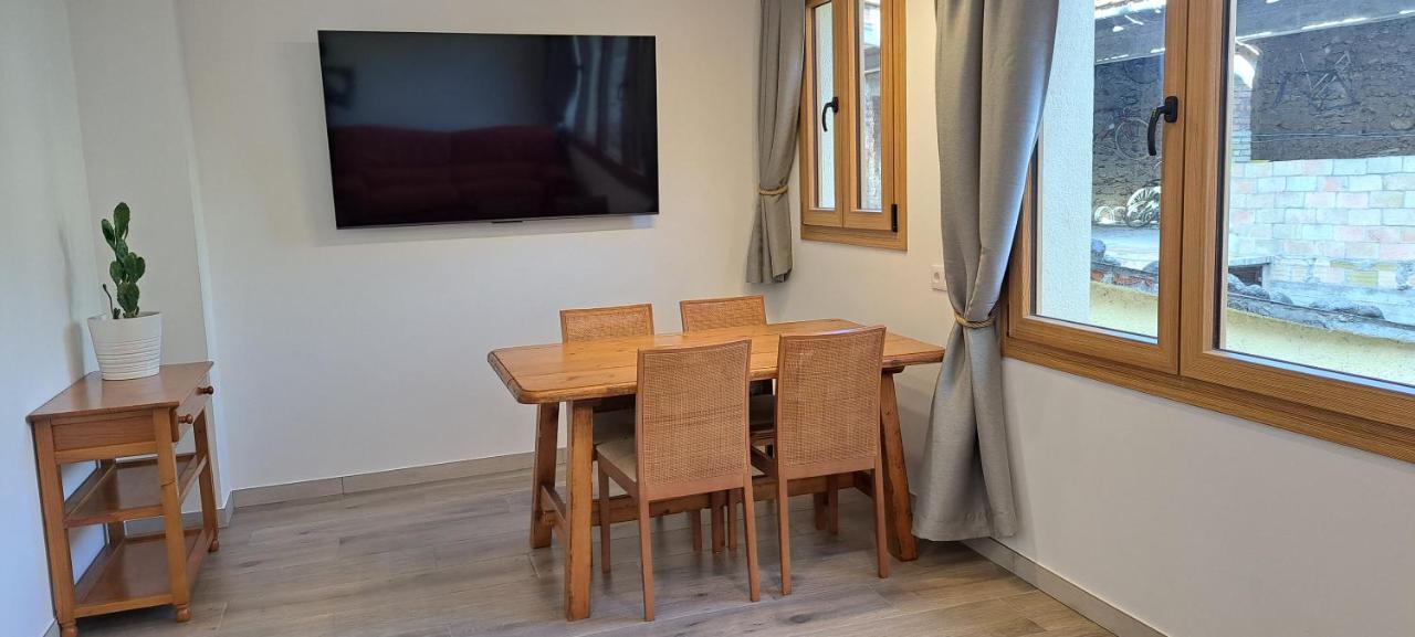 Cal Bardillo Apartment Baga Ngoại thất bức ảnh